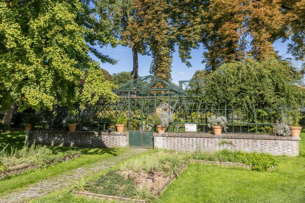 Auberge La Maison Montreau Montreuil  Buitenkant foto